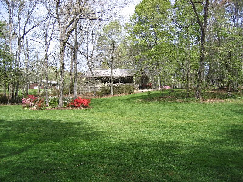 Under Contract - Due Diligence Period
Country Home on 9 Acres