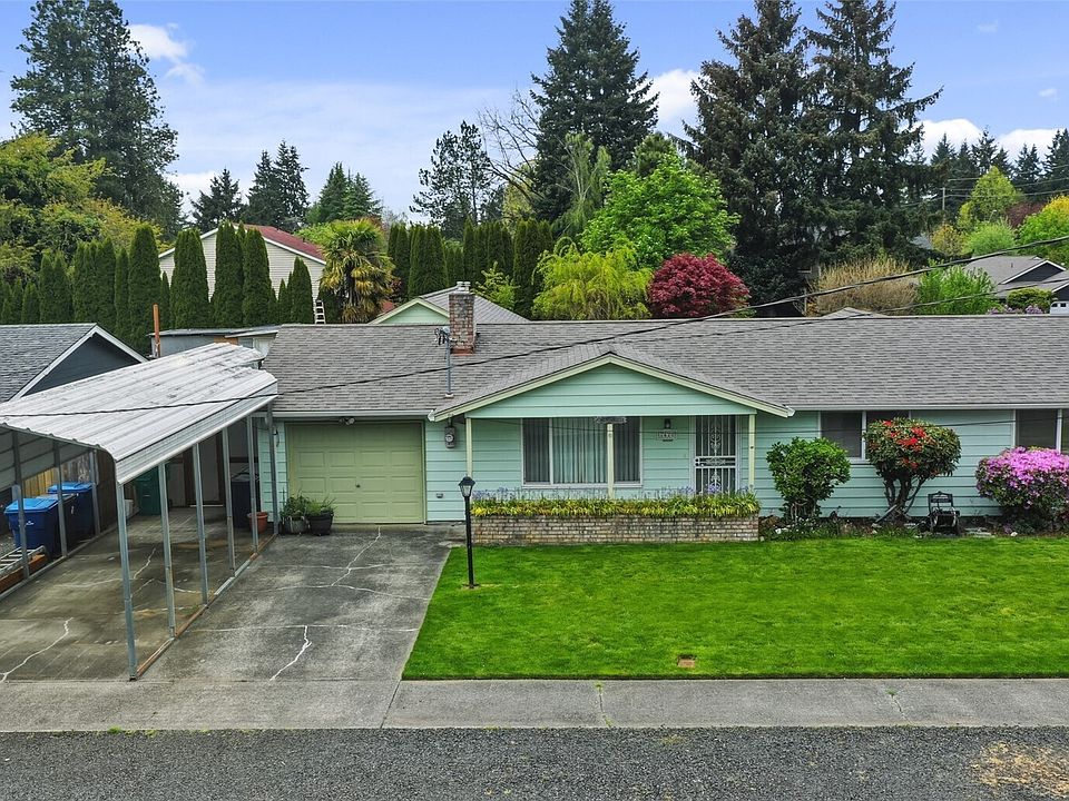 1st image of 2420 Holly Lane SE