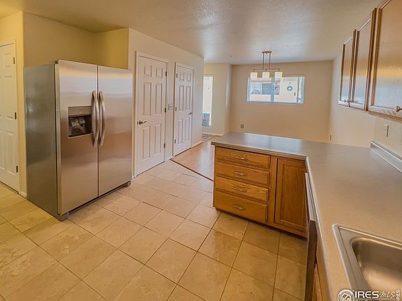 4th image of 1601 Great Western Dr #R1