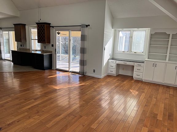 2nd image of 7677 Edmonson Dr
