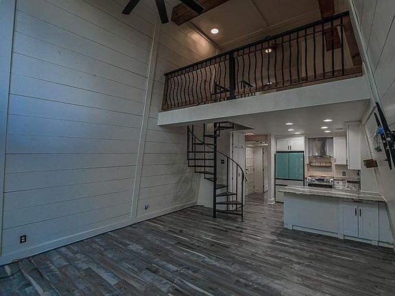 5th image of 3200 Rim Cove Dr APT 134