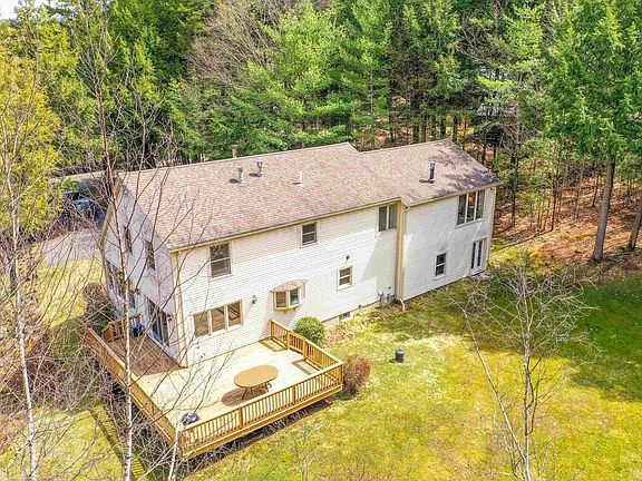 4th image of 307 Winterbird Road
