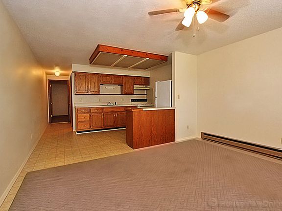 5th image of 2830 Whitener St APT 7
