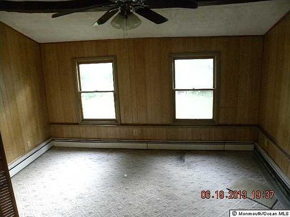 5th image of 834 Lynnwood Ave