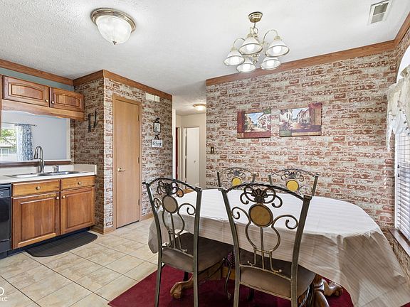 5th image of 19505 Amber Way