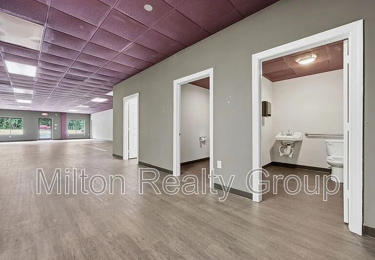 432 E Cornelius Harnett Blvd — Photo 3