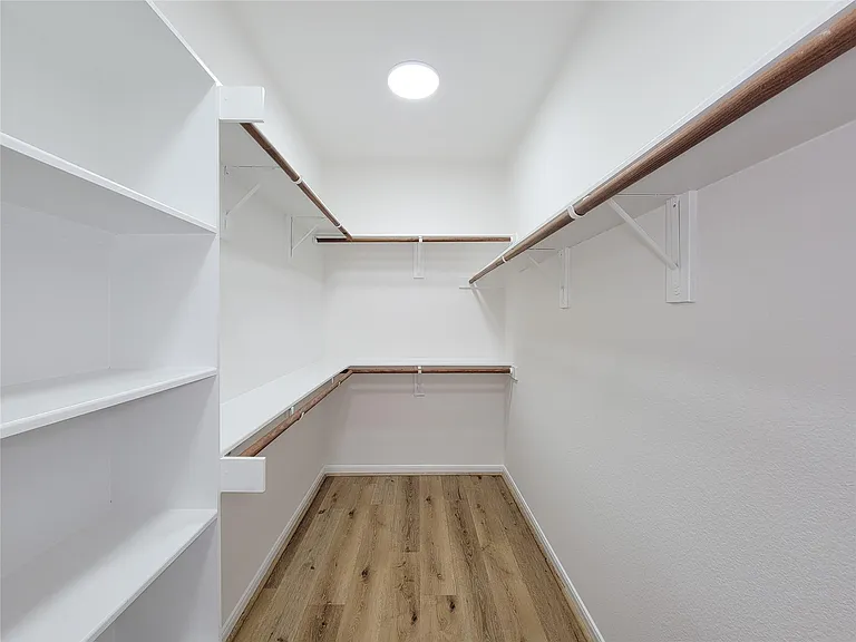 2814 Bay Springs View Ct — Photo 29