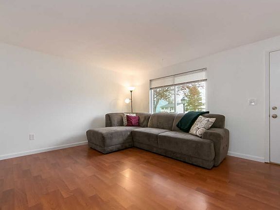 4th image of 3538 Karikal Ct