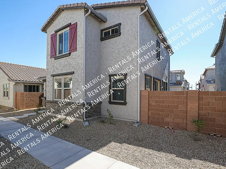 25196 N 142nd Dr — Photo 2