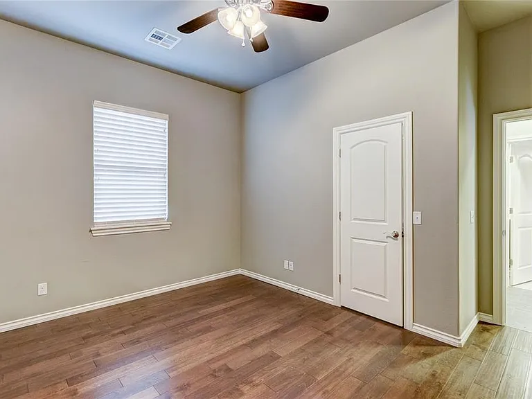 2809 Tranquilo Ln — Photo 24