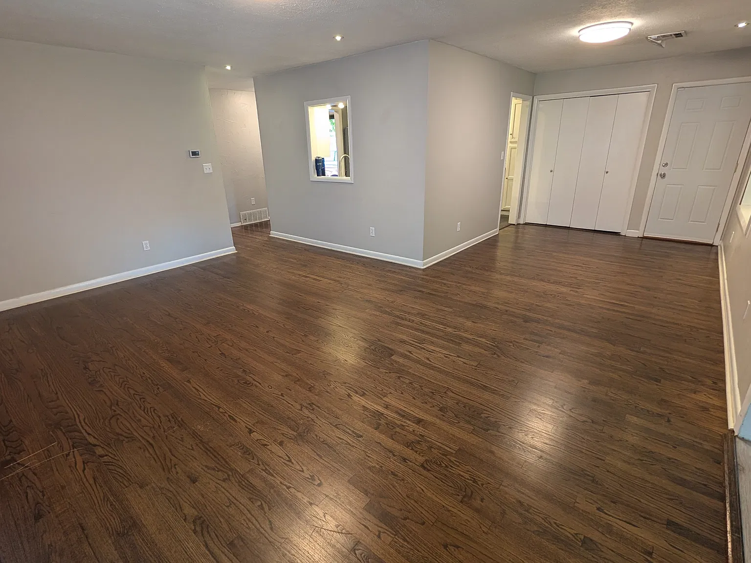 3 bed, 1.5 bath, 1503 sqft, $1,800 — Photo 4