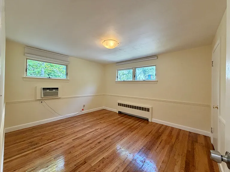 487 Lowell Ave #2 — Photo 8