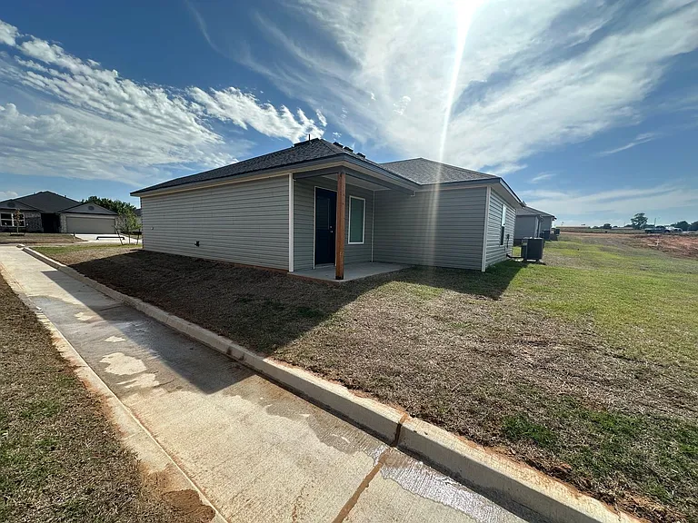 2022 Chandler Meadows Dr — Photo 7