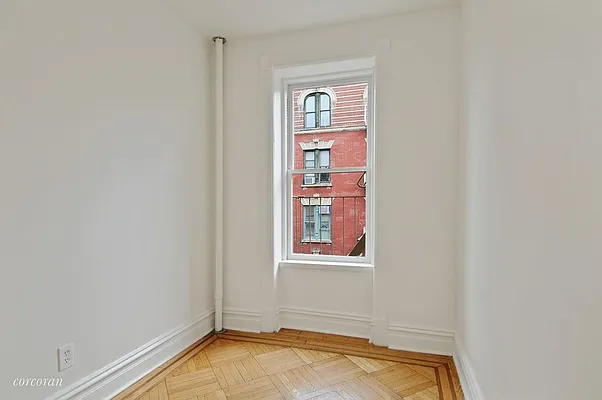 Rented by Corcoran | media 18