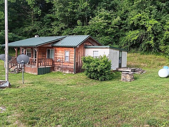 2nd image of 3075 State Highway 213