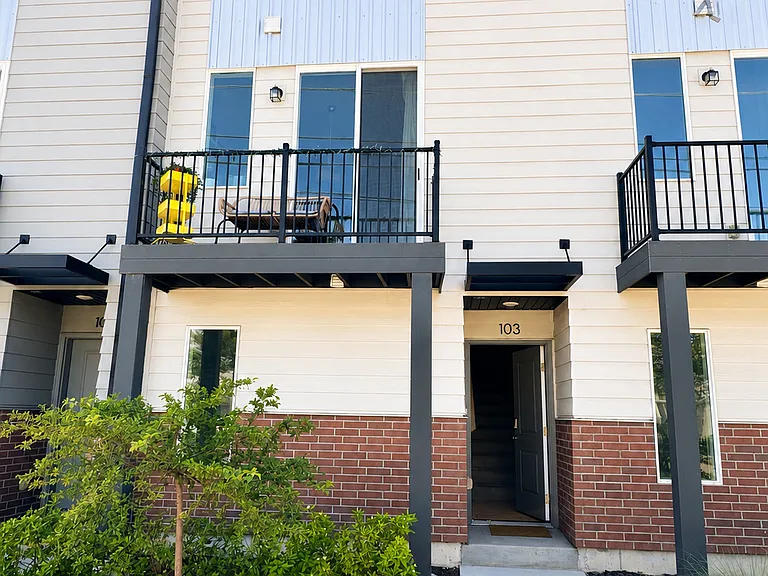1146 S Redwood Rd #A103 — Photo 1