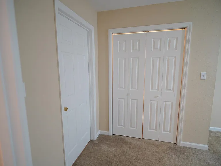 847 W Georgia St #2 — Photo 9