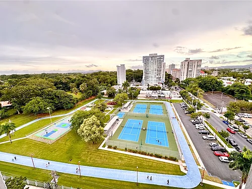 D14 Calle Parkside Photo 1