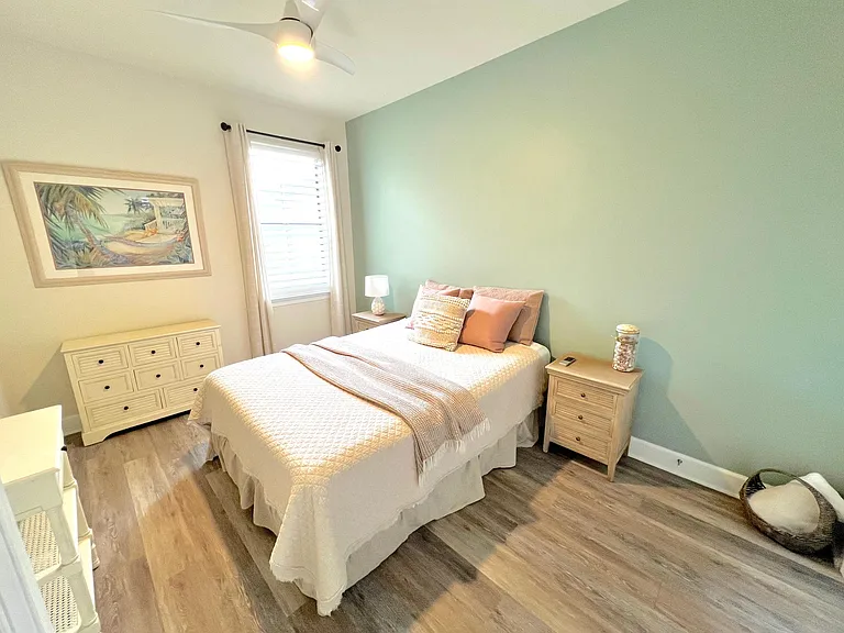 7662 Jacaranda Ln — Photo 14