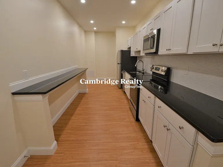 35 Brookline St #2T — Photo 3