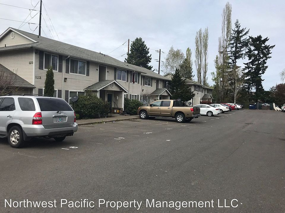 2nd image of 113 Stafford Ln NE APT 203