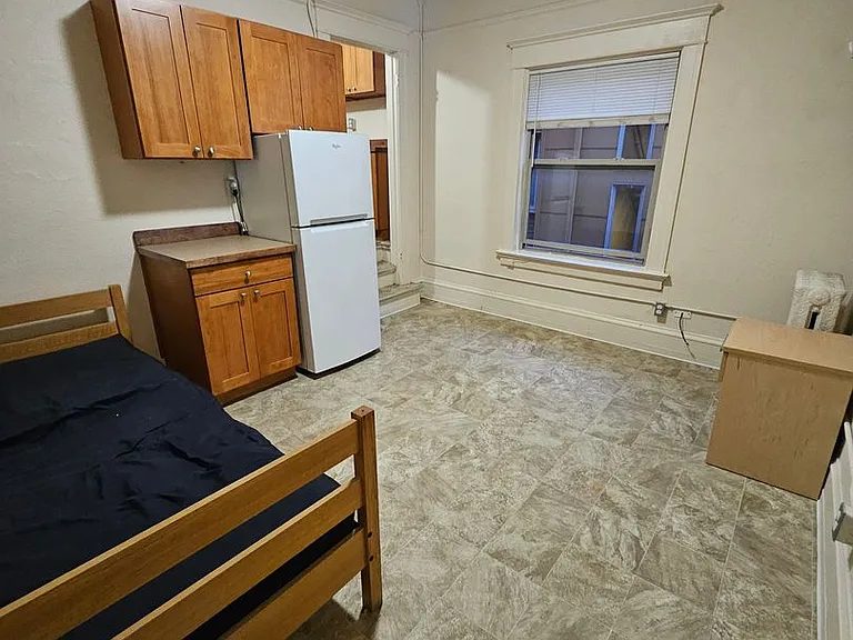 Hudson House — Photo 10