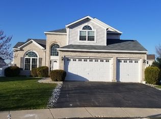 16437 Newbury Ct, Crest Hill, IL 60403