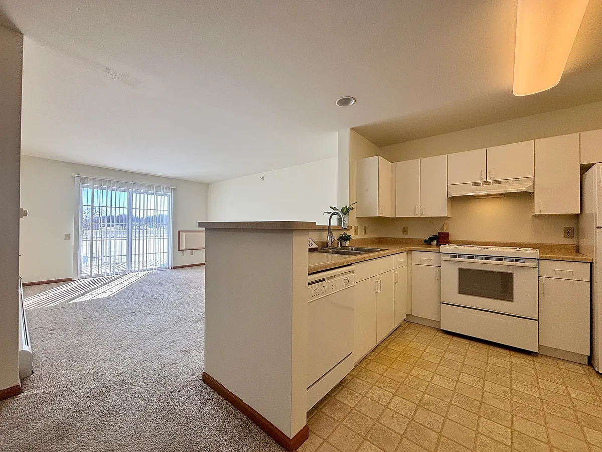 Building Photo - 1048 Enterprise Dr #200