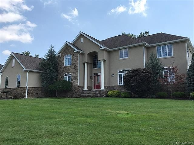 1st image of 1890 Charlton Cir