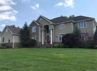 1890 Charlton Cir, Toms River, NJ