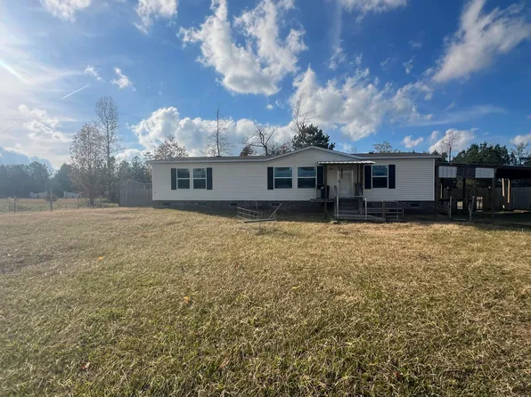 204 Mewborn Drive, Beulaville, NC 28518