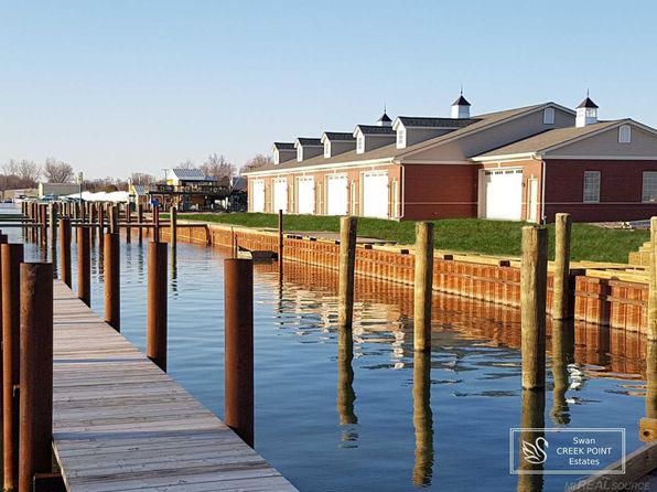 8421 Swan Creek Point, Ira, MI 48023