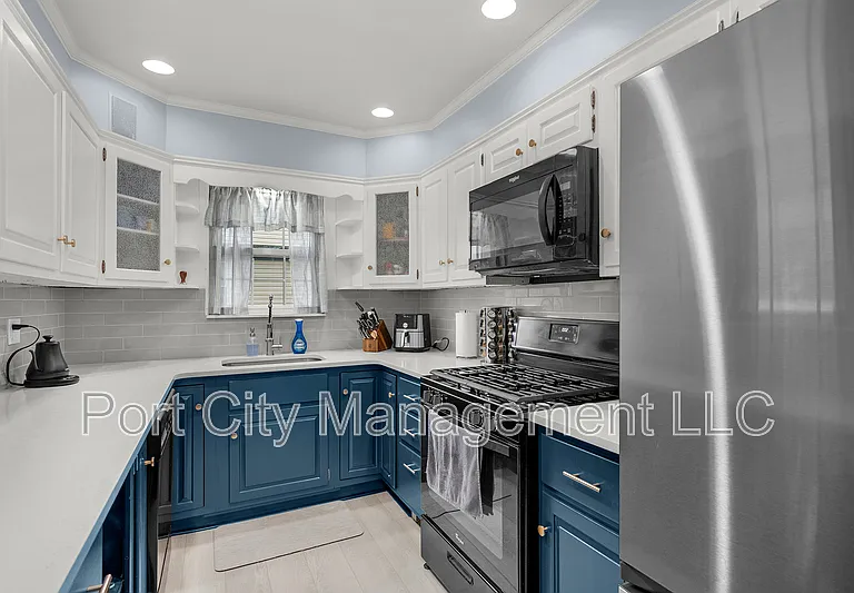 808 S Beechfield Ave — Photo 12