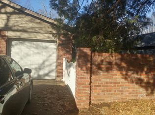 2227 N Country Club Rd #B, Muskogee, OK 74403