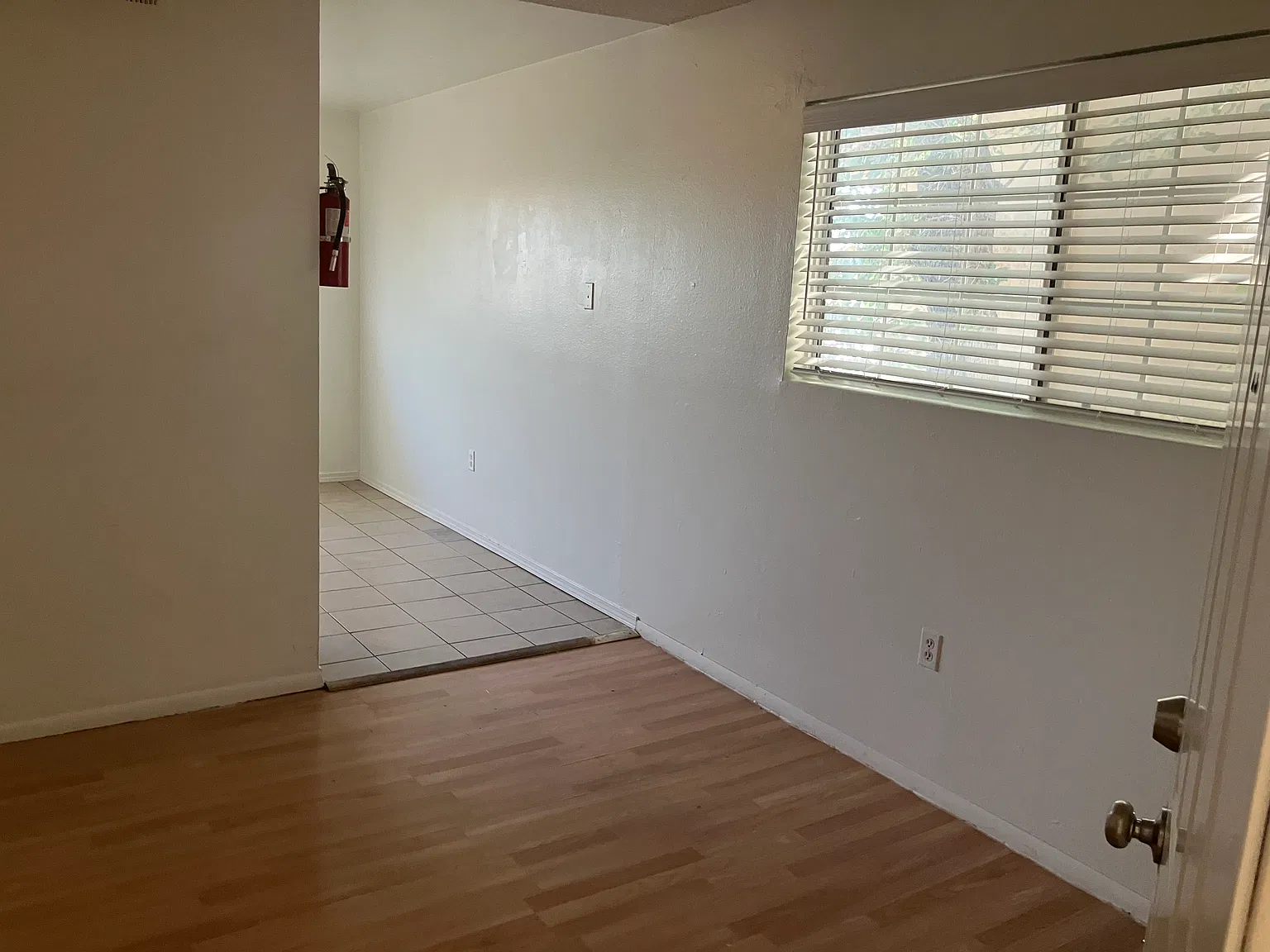 8405 Trumbull Ave SE — Photo 4