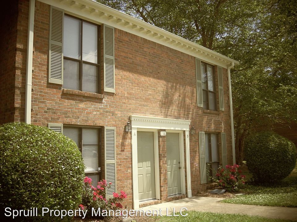 1st image of 136 Helen Cir #A