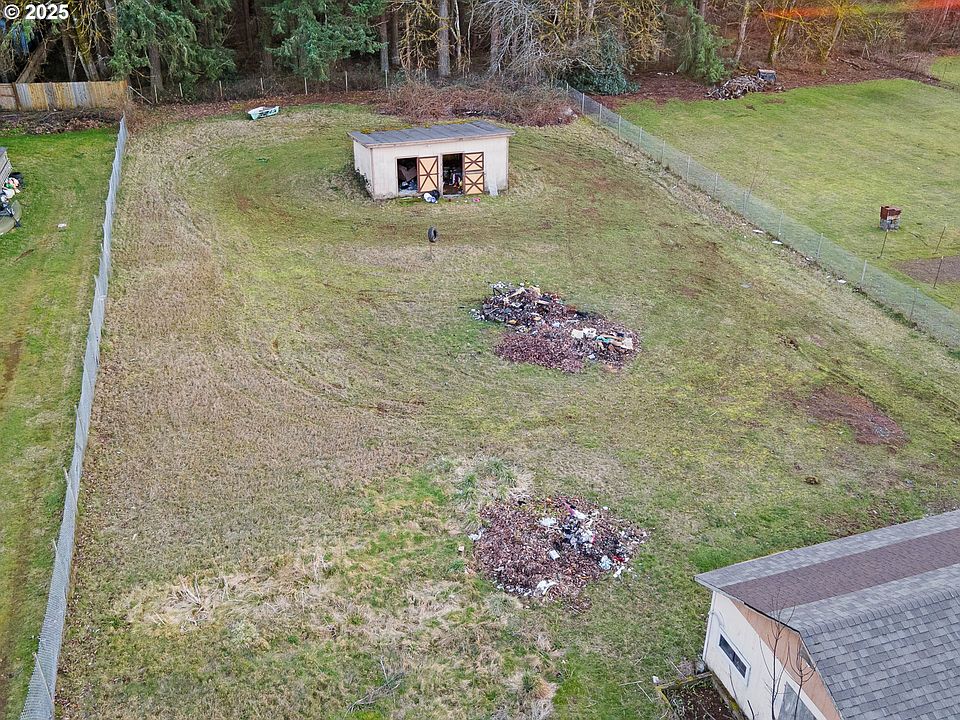 2nd image of 19419 NE 11th St