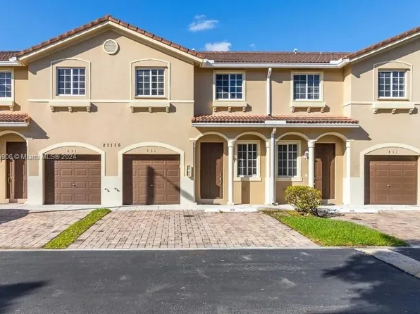 21115 NW 14th Pl APT 131, Miami, FL 33169