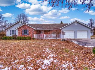20 Woodmere Dr, Washington, IN