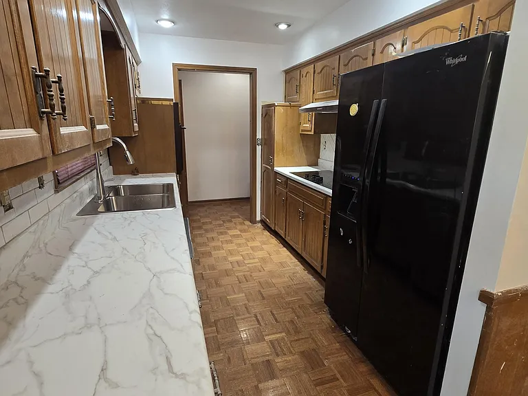 5900 Larson Ave — Photo 7