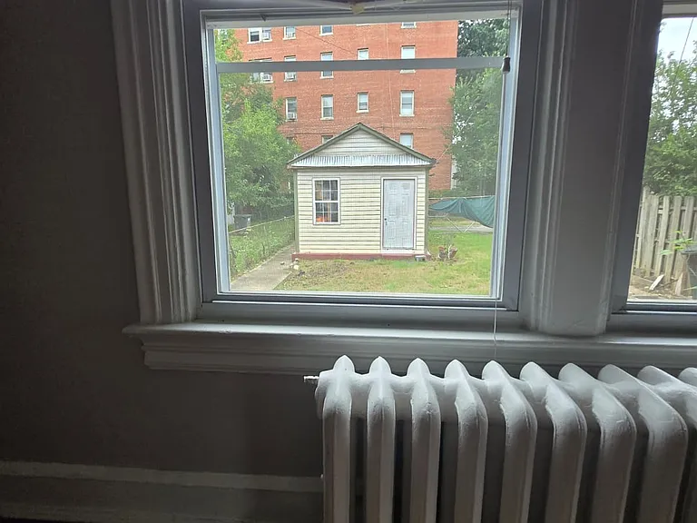 1353 Kennedy St NW — Photo 27