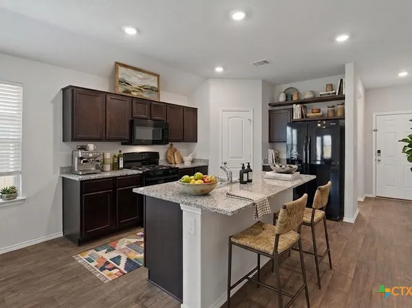 211 Whipporwill Ln, San Marcos, TX 78666