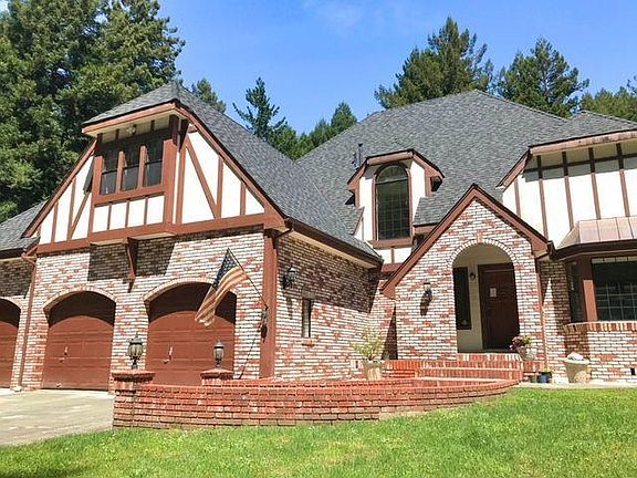 2nd image of 260 Lily Ln