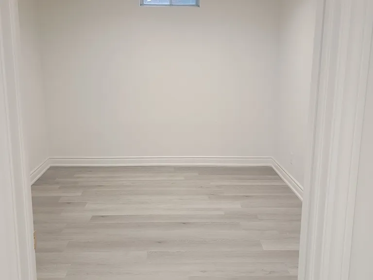 112 Holm Cres — Photo 15