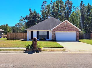 15069 Warren Dr, Gulfport, MS 39503
