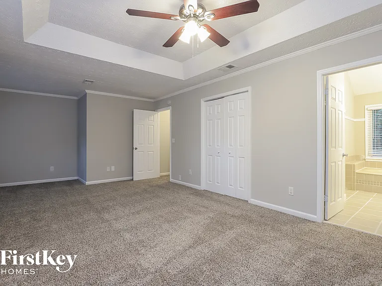 3585 Chastain Ct — Photo 7