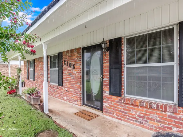 2105 Christine Ave, Bossier City, LA 71112