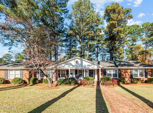 204 Crown Point Rd, Greenville, NC 27858