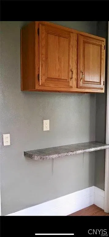 1 bed, 1.0 bath, 2452 sqft, $800 — Photo 3
