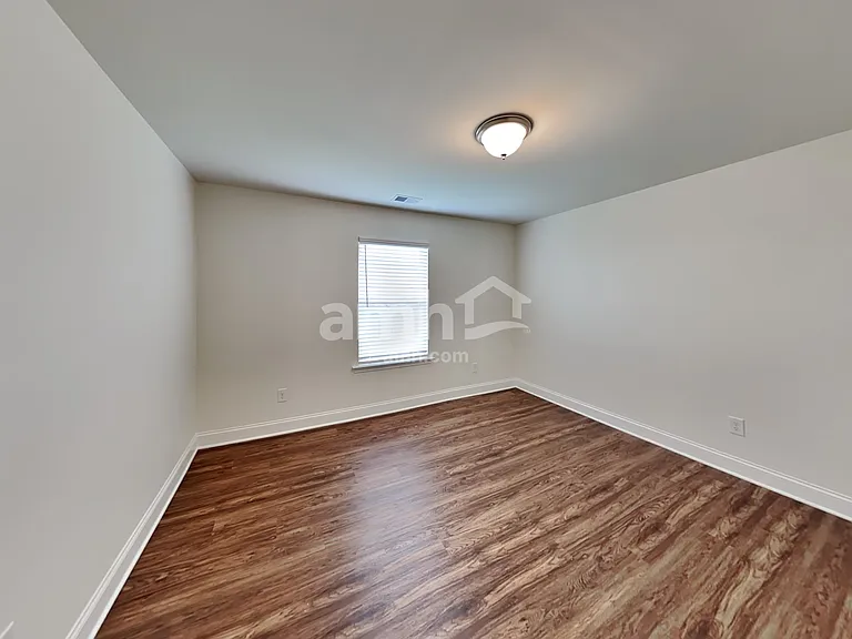 597 Slew Dr — Photo 27